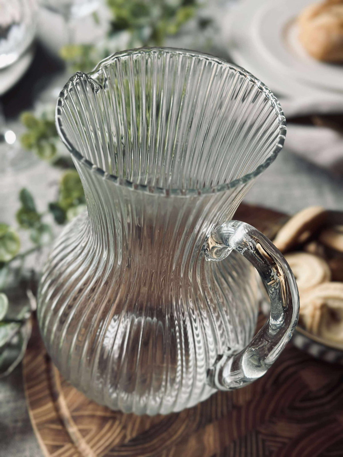 Carafe en verre transparent