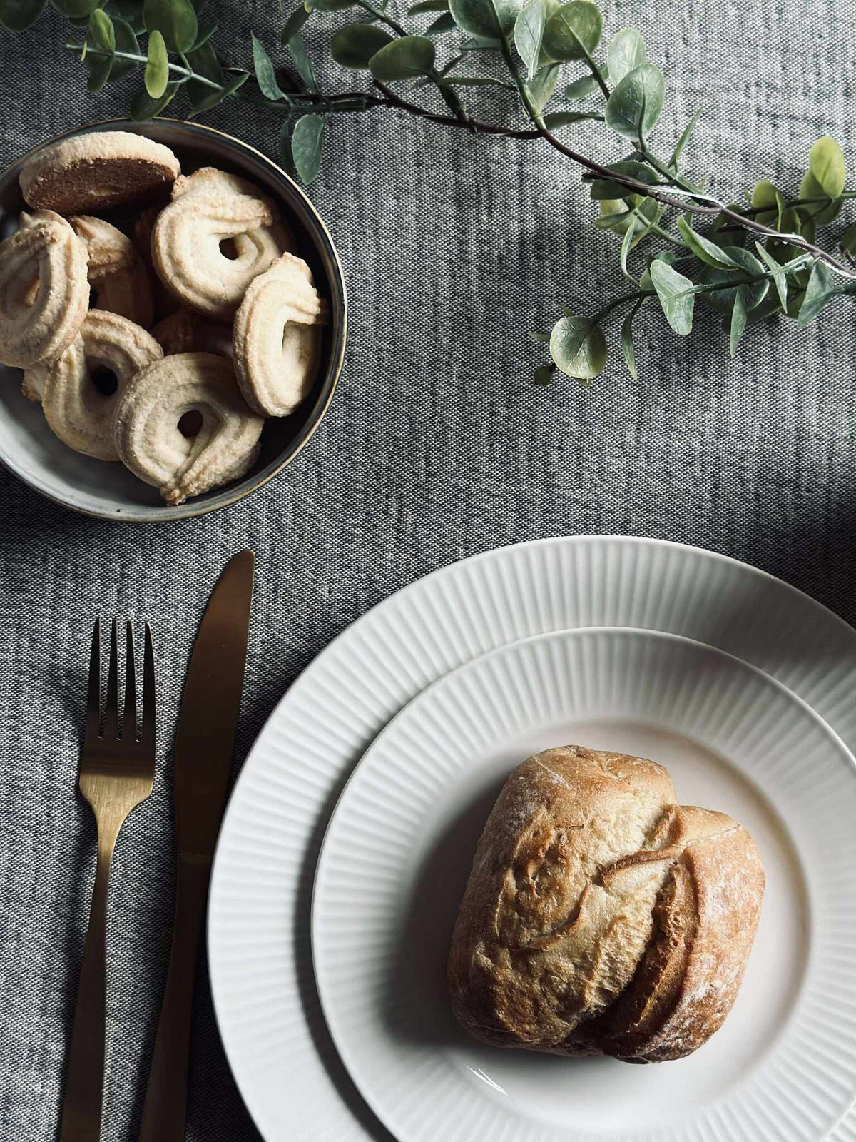 Assiette striée