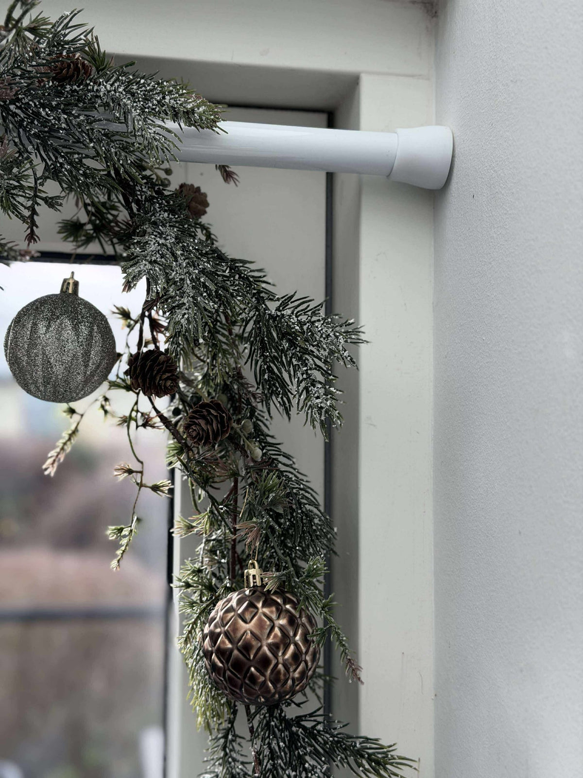 Barre de douche blanche - Plusieurs tailles