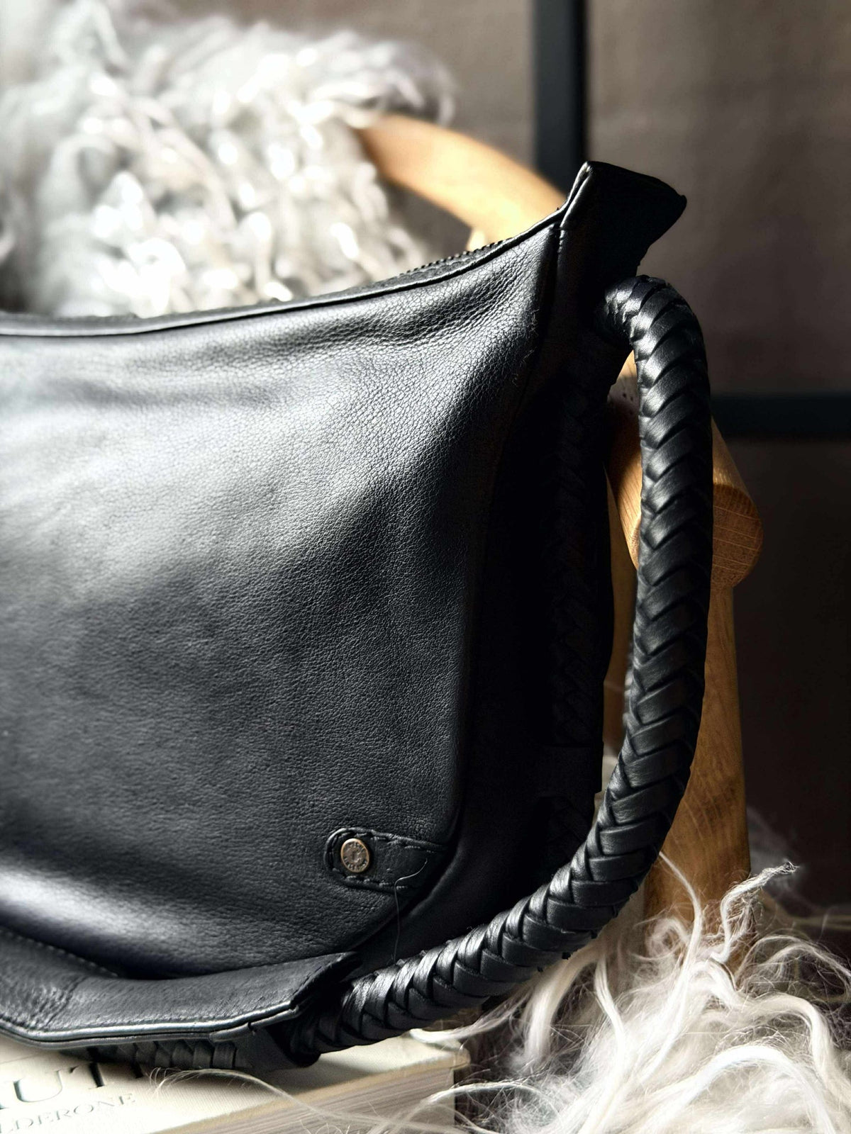 Sac à main avec belle bandoulière tressée - Black