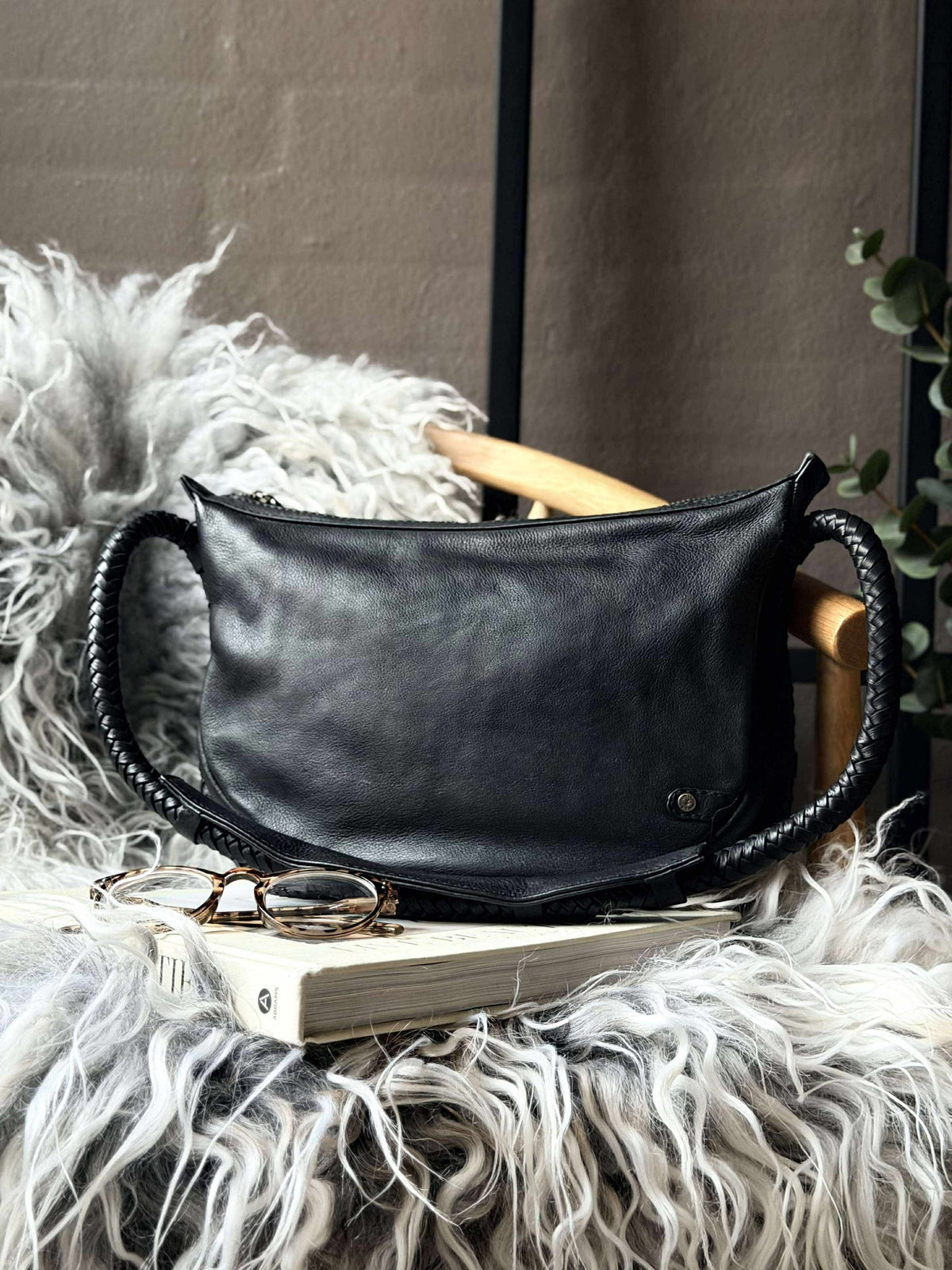 Sac à main avec belle bandoulière tressée - Black