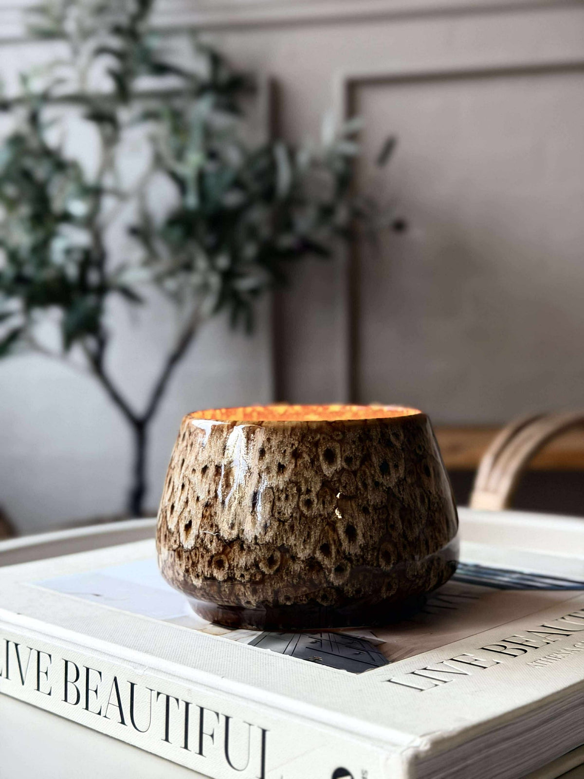 Lampe LED dans un pot en céramique