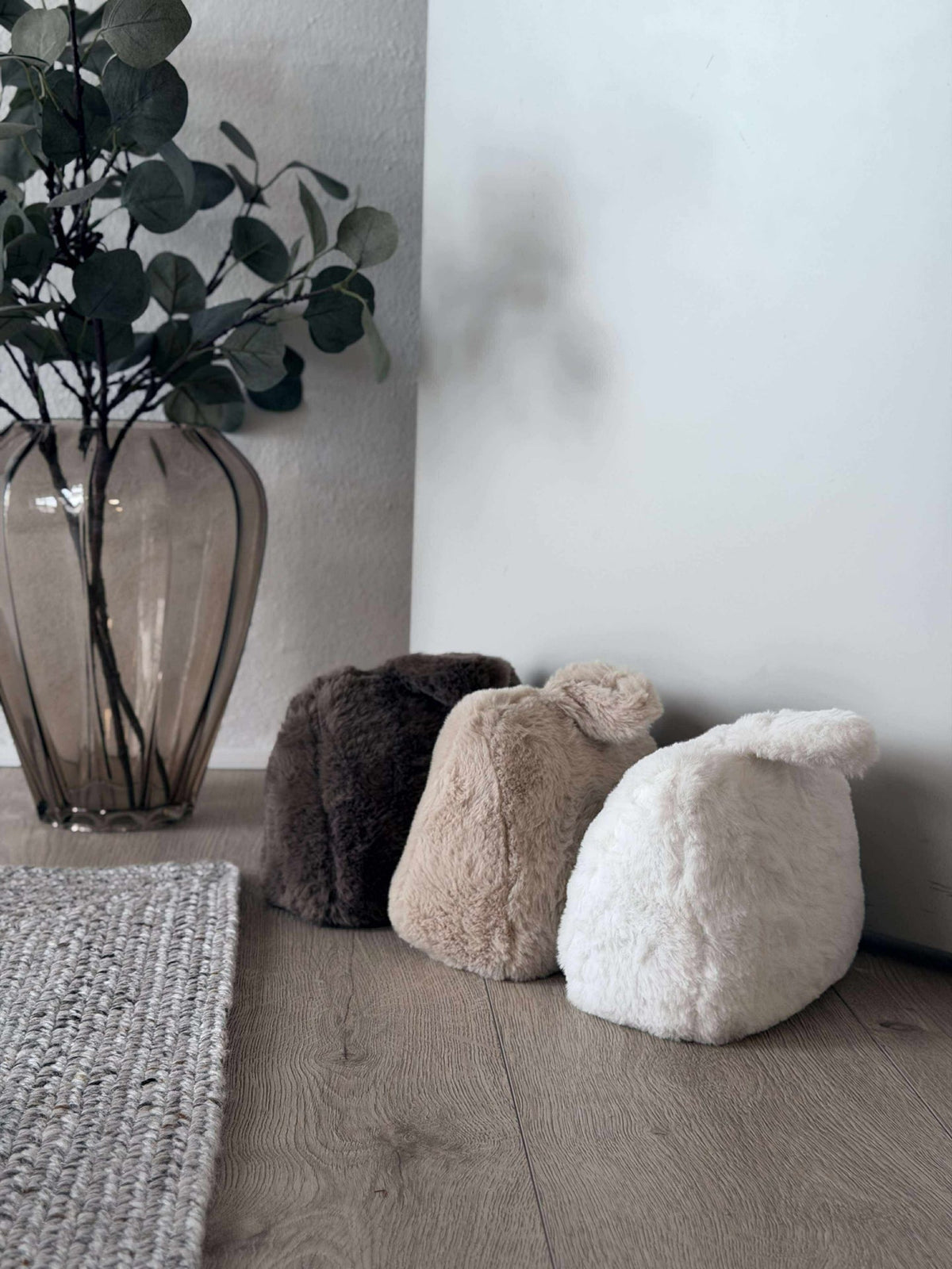 Cale-porte en peluche - Plusieurs couleurs