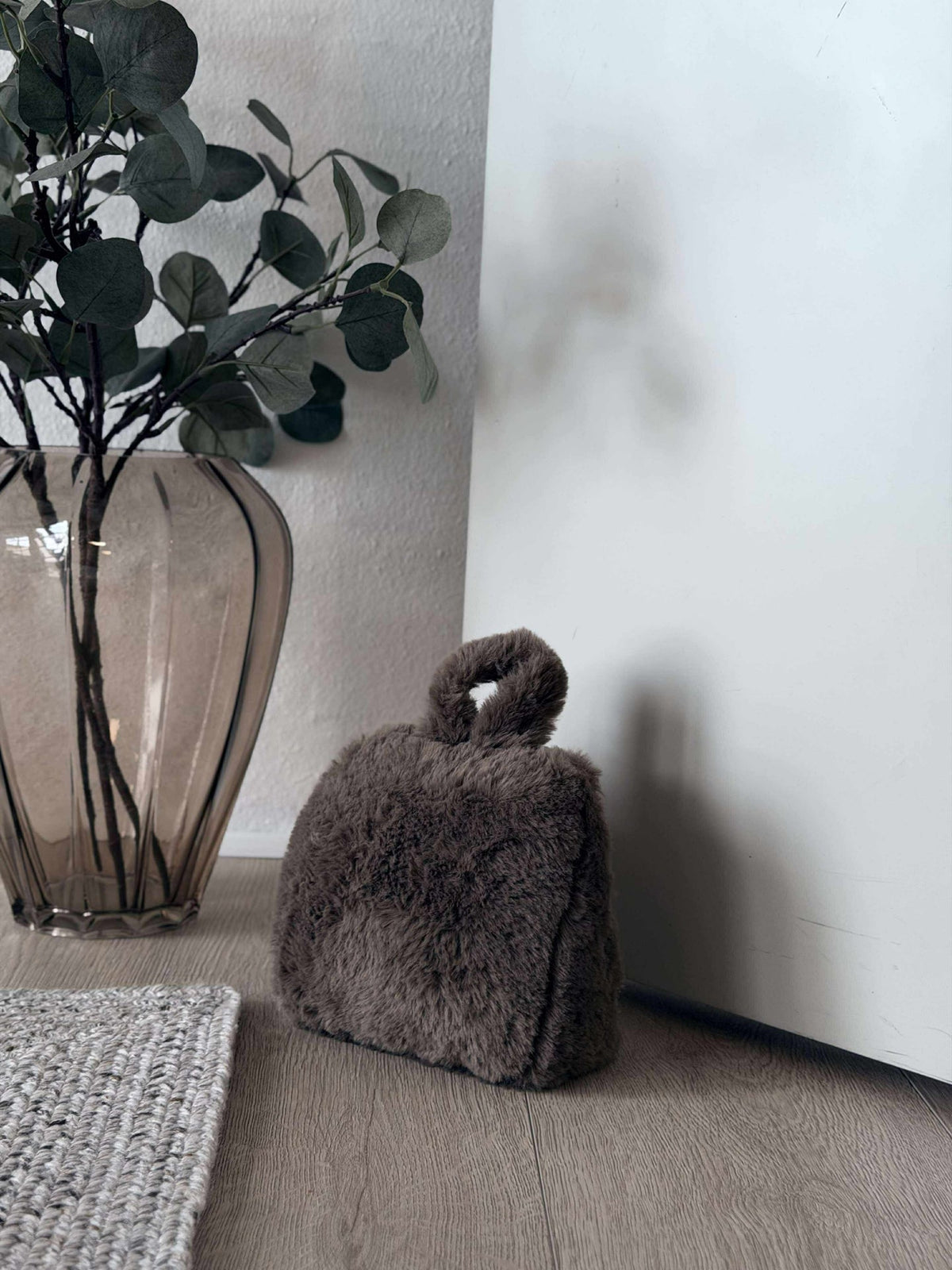 Cale-porte en peluche - Plusieurs couleurs