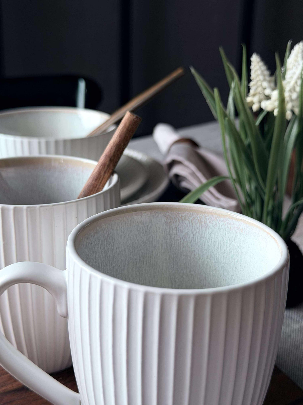 Mug Brady stone