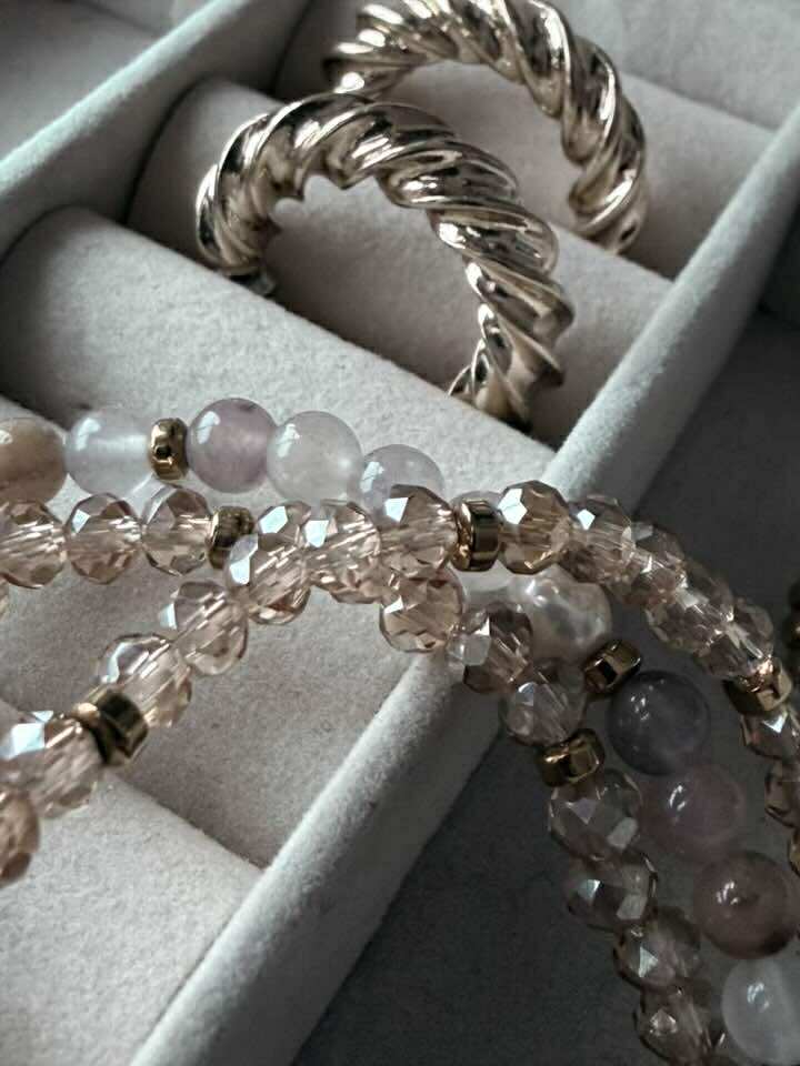 Le bracelet Leah blush/nature – Ensemble de 3 pièces