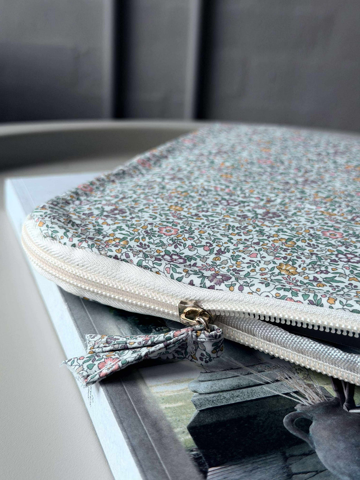 Housse pour iPad / ordinateur portable - Fleurs