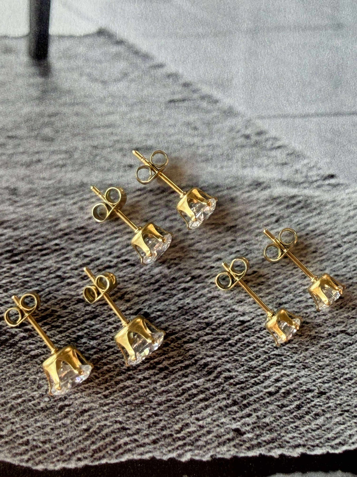 Box mix avec 6 boucles d’oreilles - Riva plaqué or 18k