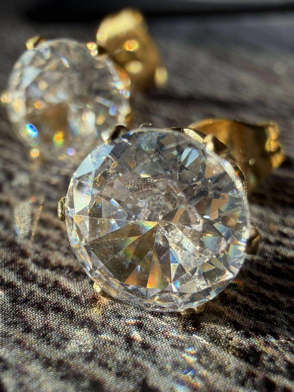 Box mix avec 6 boucles d’oreilles - Riva plaqué or 18k