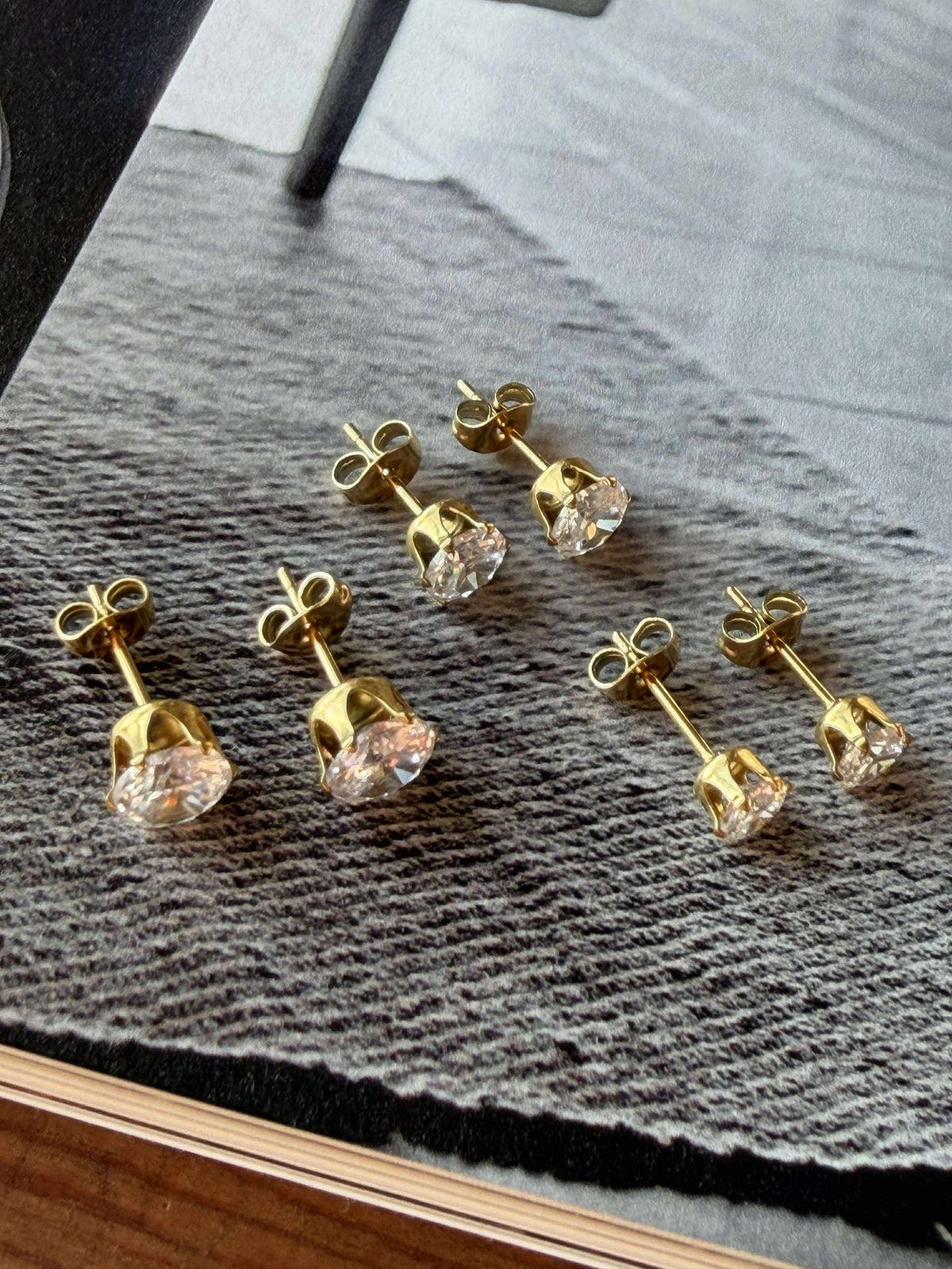 Box mix avec 6 boucles d’oreilles - Riva plaqué or 18k