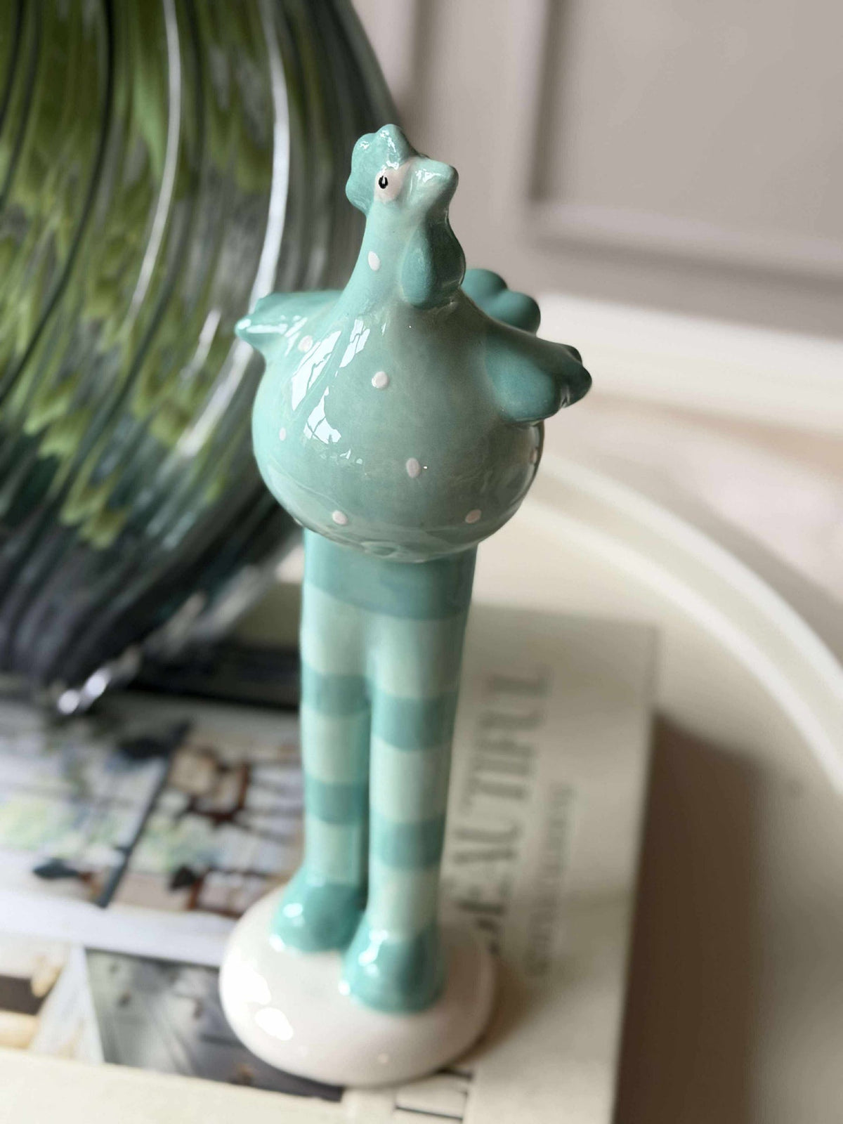 Poule avec longues pattes - Bleu