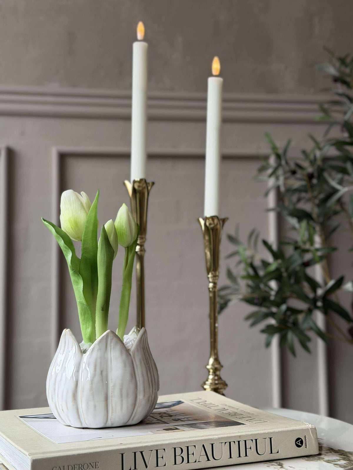 Tulipe en pot - Blanche Avec 3 Fleurs