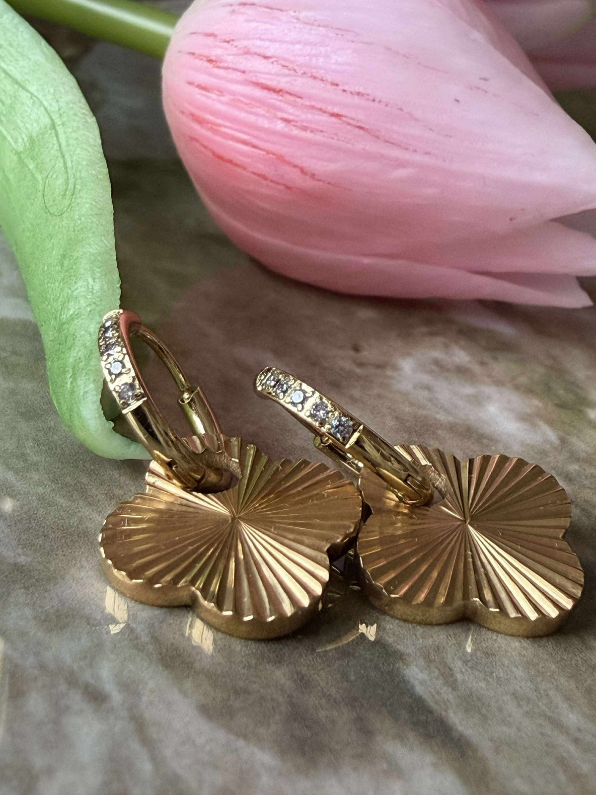 Boucles d’oreilles SAGA - dorées