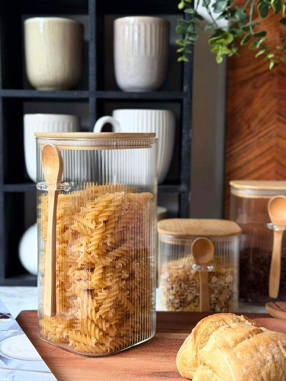 Bocal de rangement avec couvercle en bambou et cuillère - Plusieurs tailles