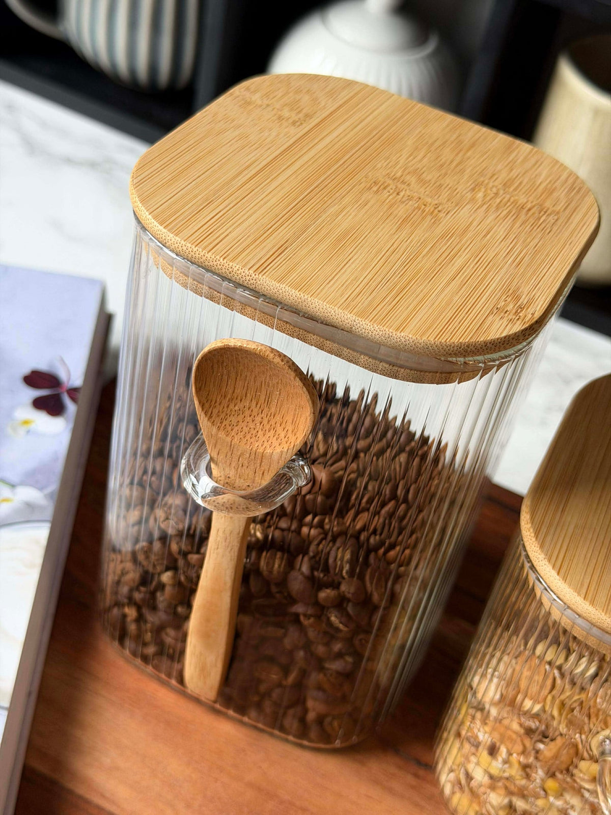 Bocal de rangement avec couvercle en bambou et cuillère - Plusieurs tailles