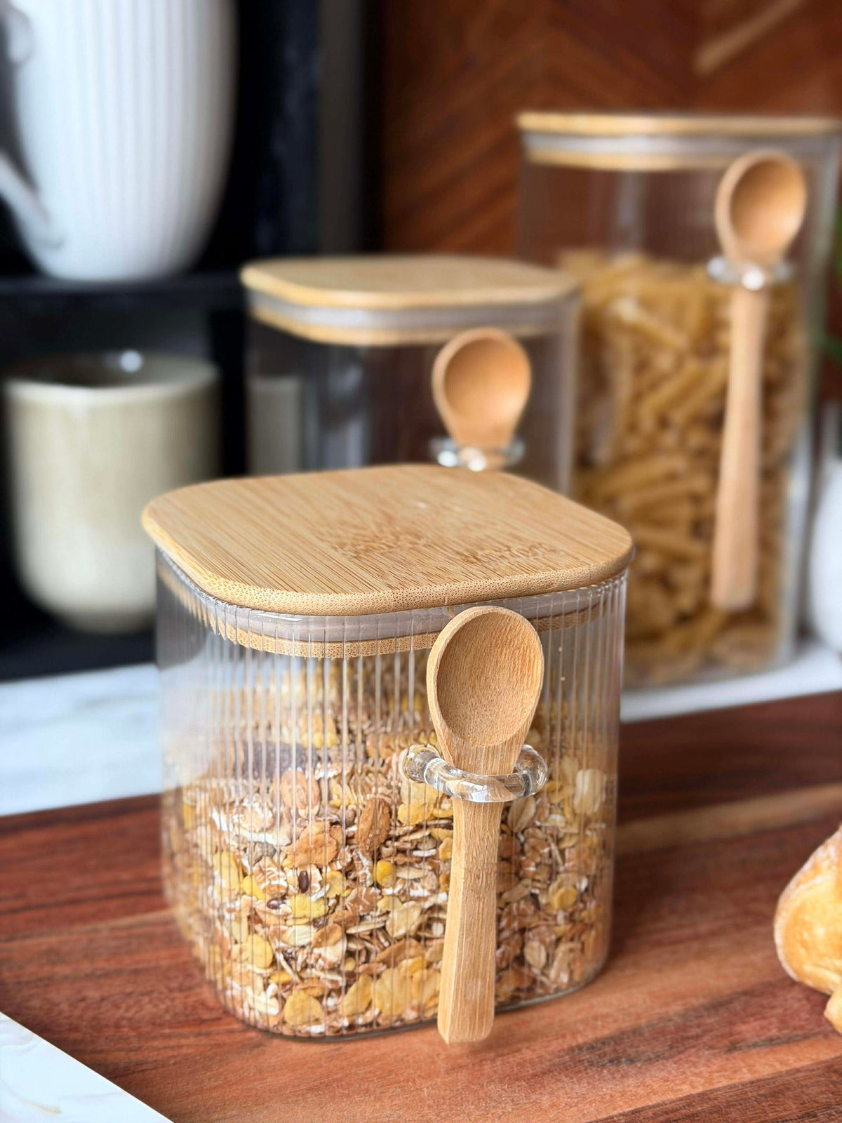 Bocal de rangement avec couvercle en bambou et cuillère - Plusieurs tailles