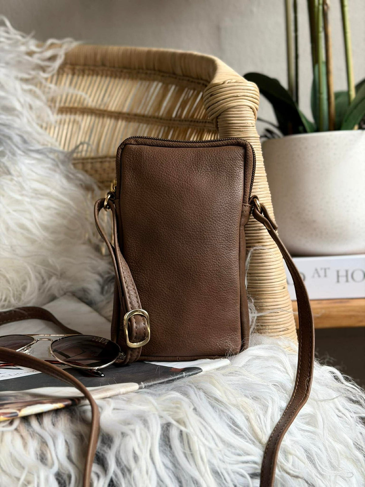 Sac pour téléphone Misse - Coffee / gold
