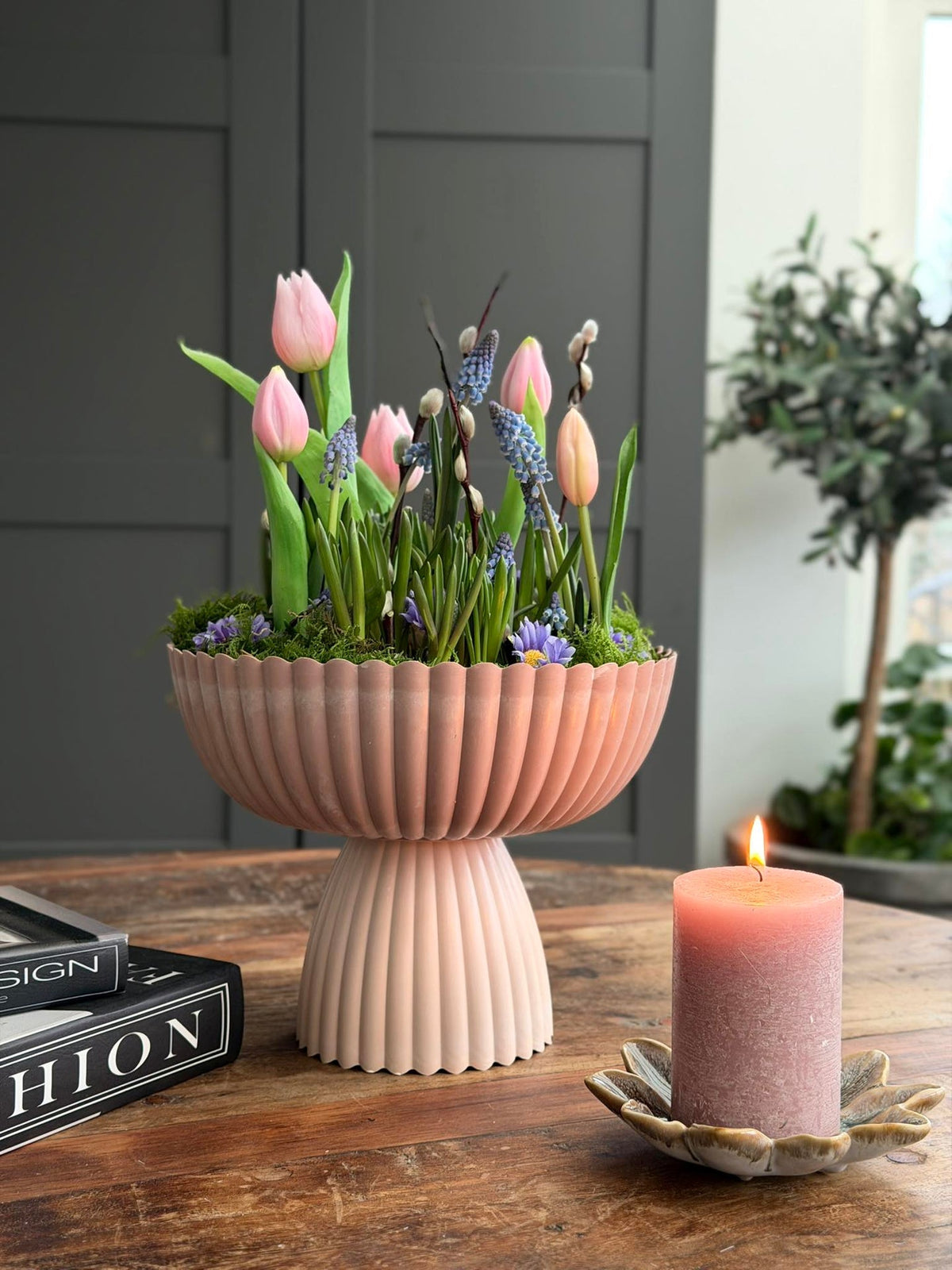 Présentoir DIY au look béton - Rose