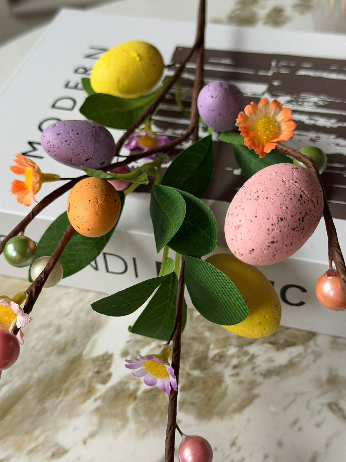 Branche avec œufs de Pâques - Color egg