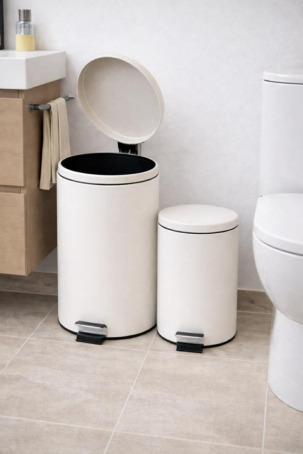 Poubelles à pédale blanches - Lot de 2