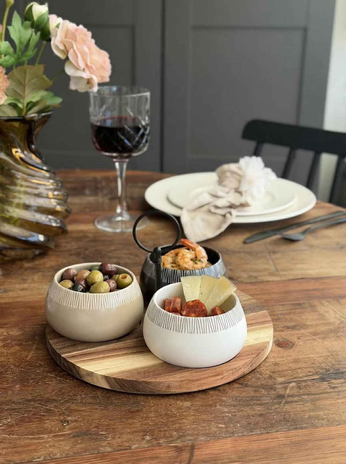 Tapas - 3 bols sur plateau rond