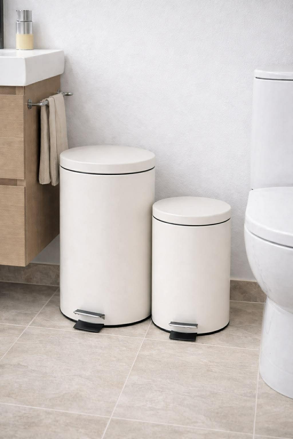 Poubelles à pédale blanches - Lot de 2