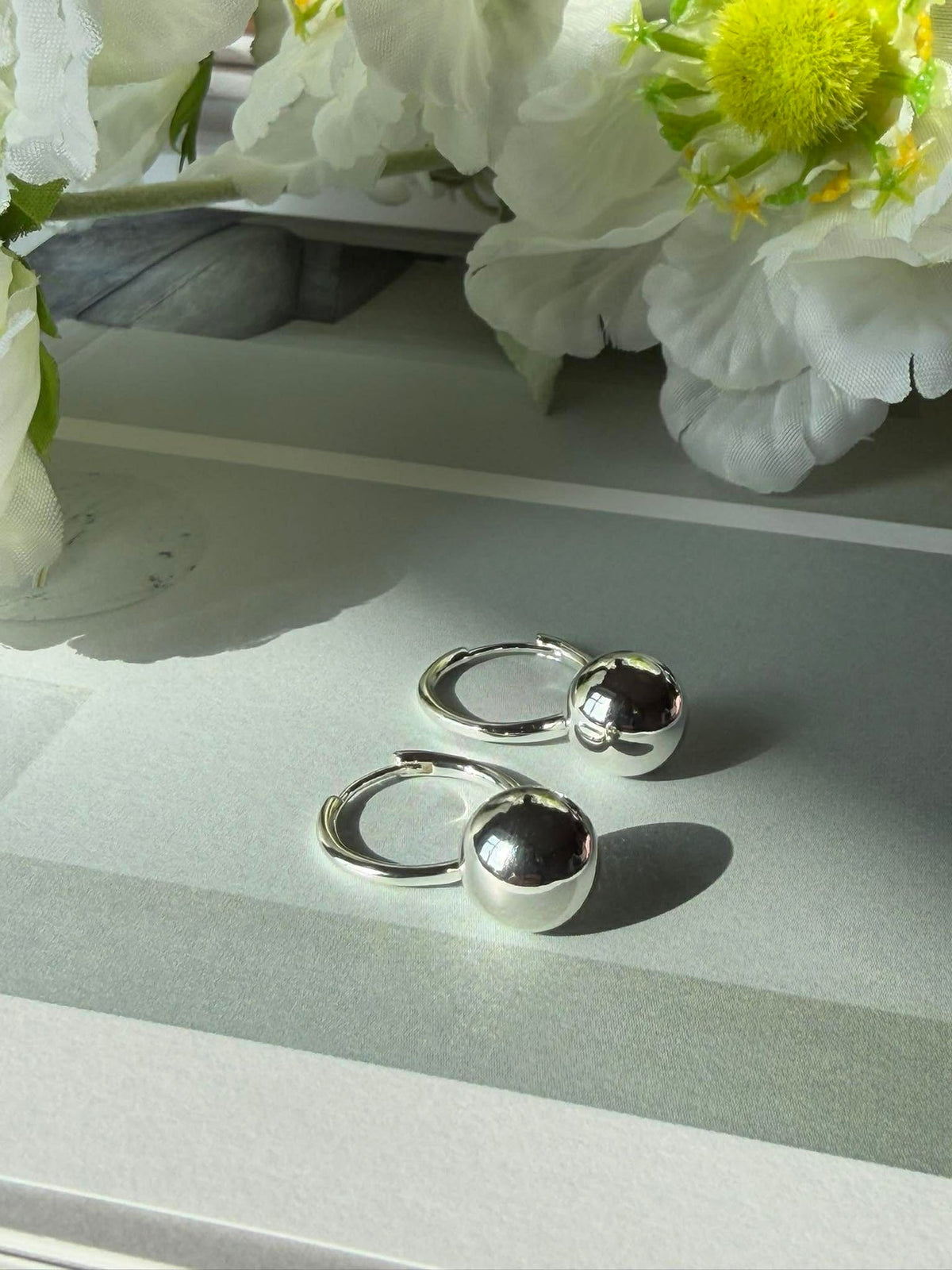 Boucles d’oreilles AIR hoop plaquées argent