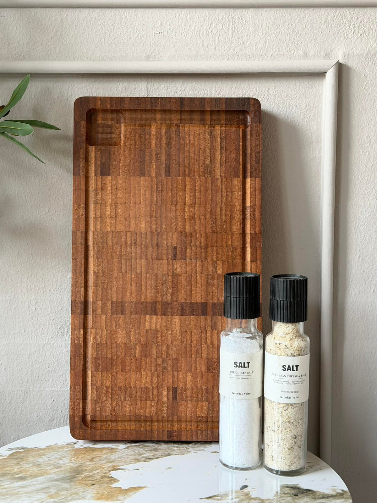 Planche à découper avec rigole à jus Bambou 42x25 cm - Huilé