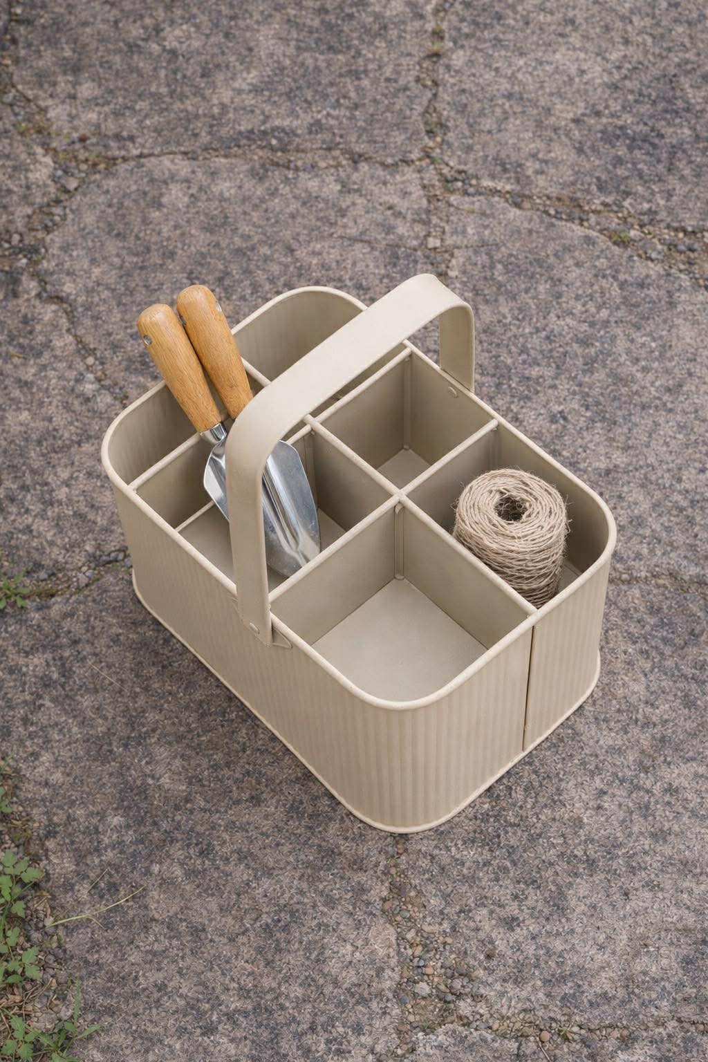 Panier avec anse - métal beige