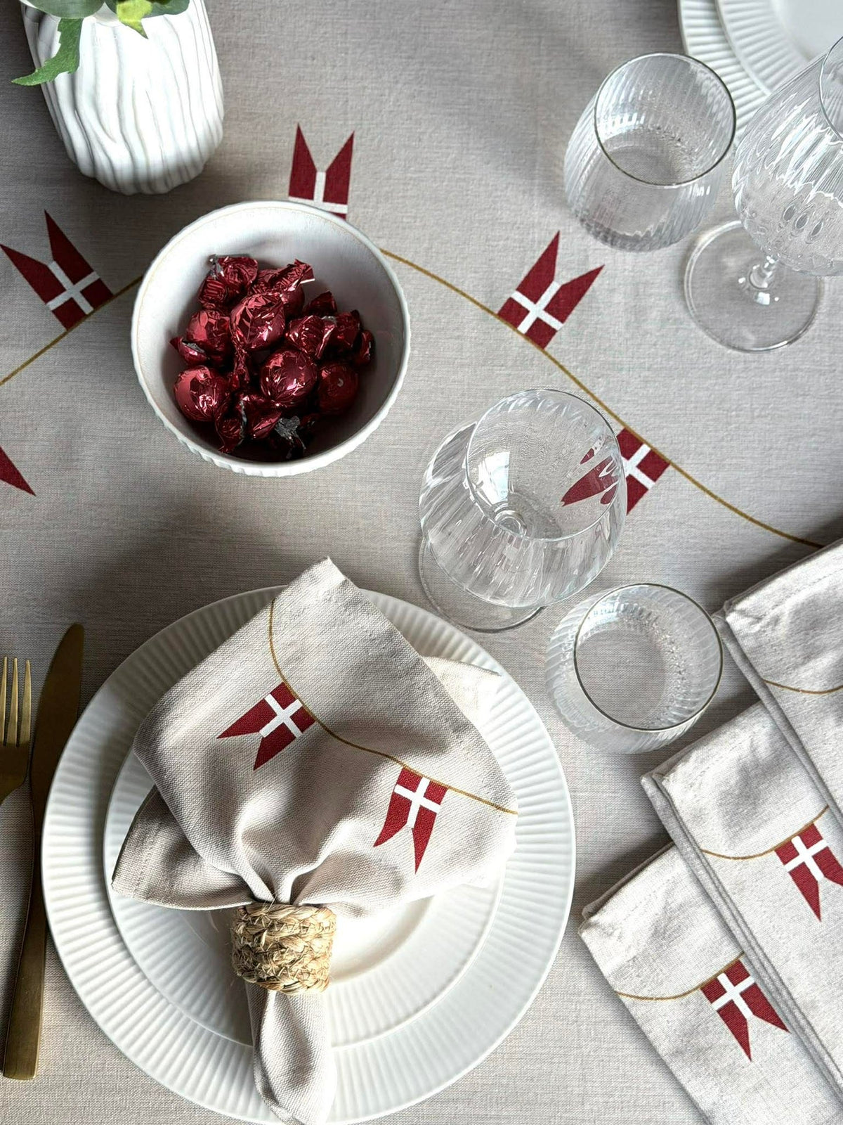 Serviettes de table avec drapeau -  4 pcs