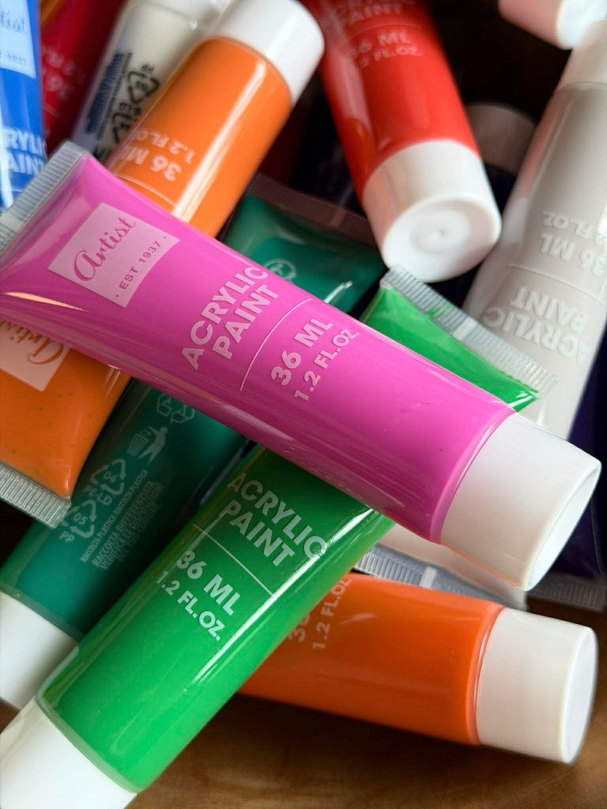 Peinture acrylique 36 ml - set de 24 pièces. Idéal pour la peinture sur pierre