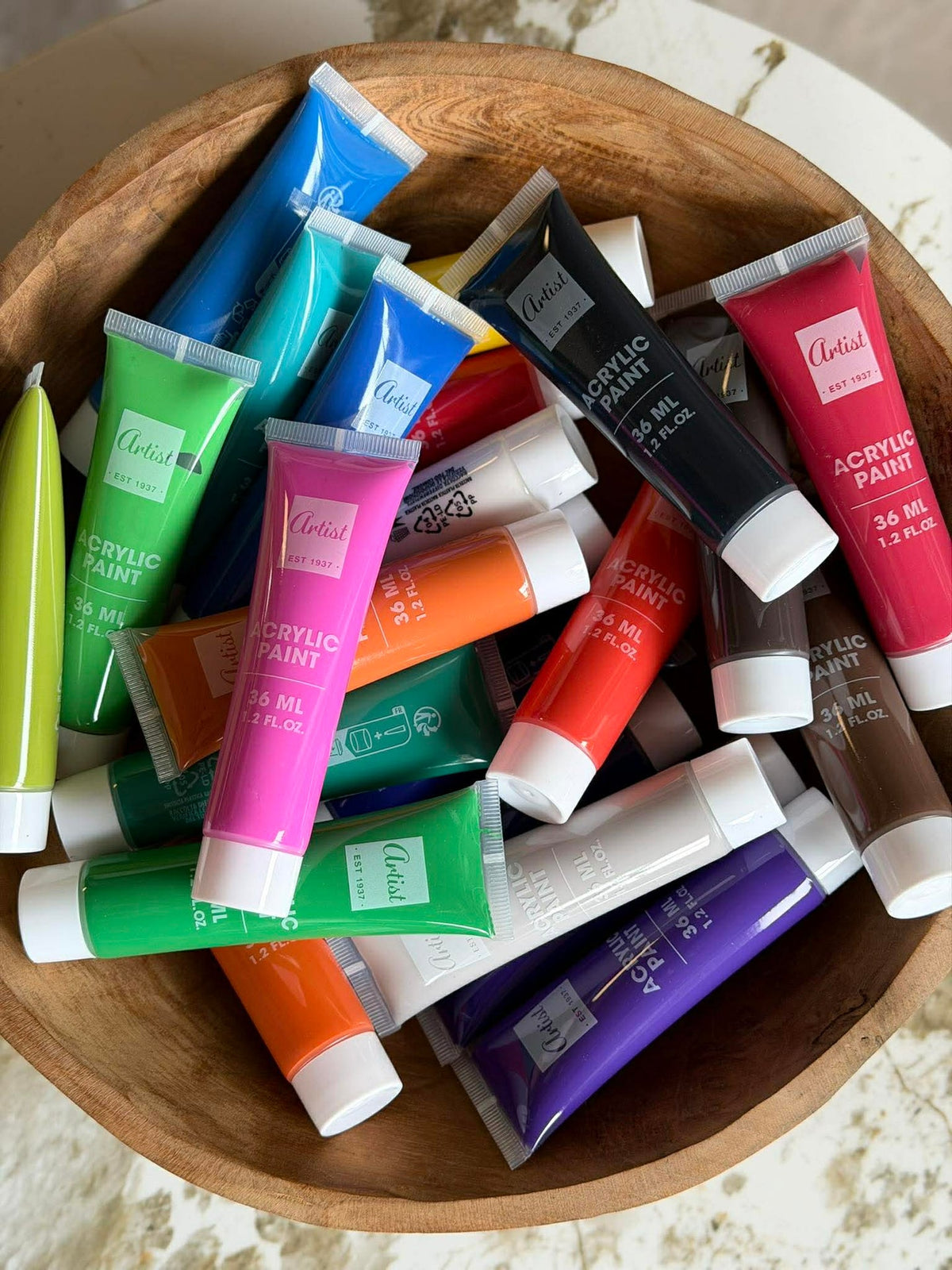 Peinture acrylique 36 ml - set de 24 pièces. Idéal pour la peinture sur pierre