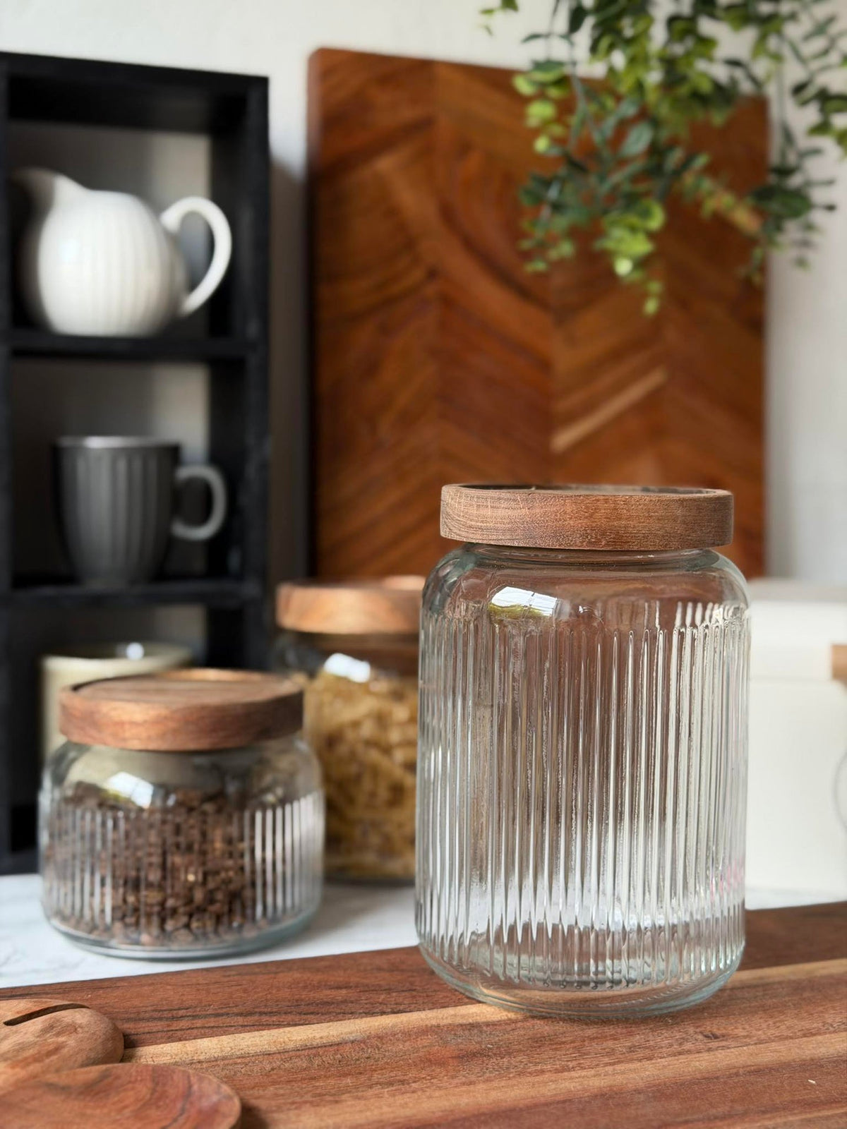Bocal de rangement avec couvercle en acacia - Plusieurs tailles