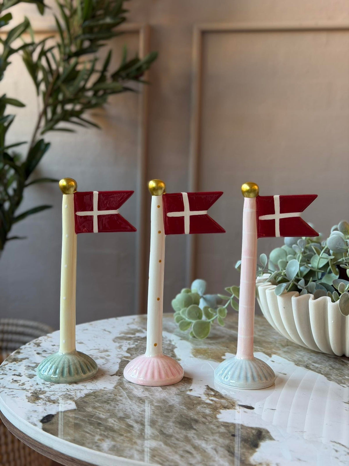 Drapeau en céramique – Mix H 19 cm