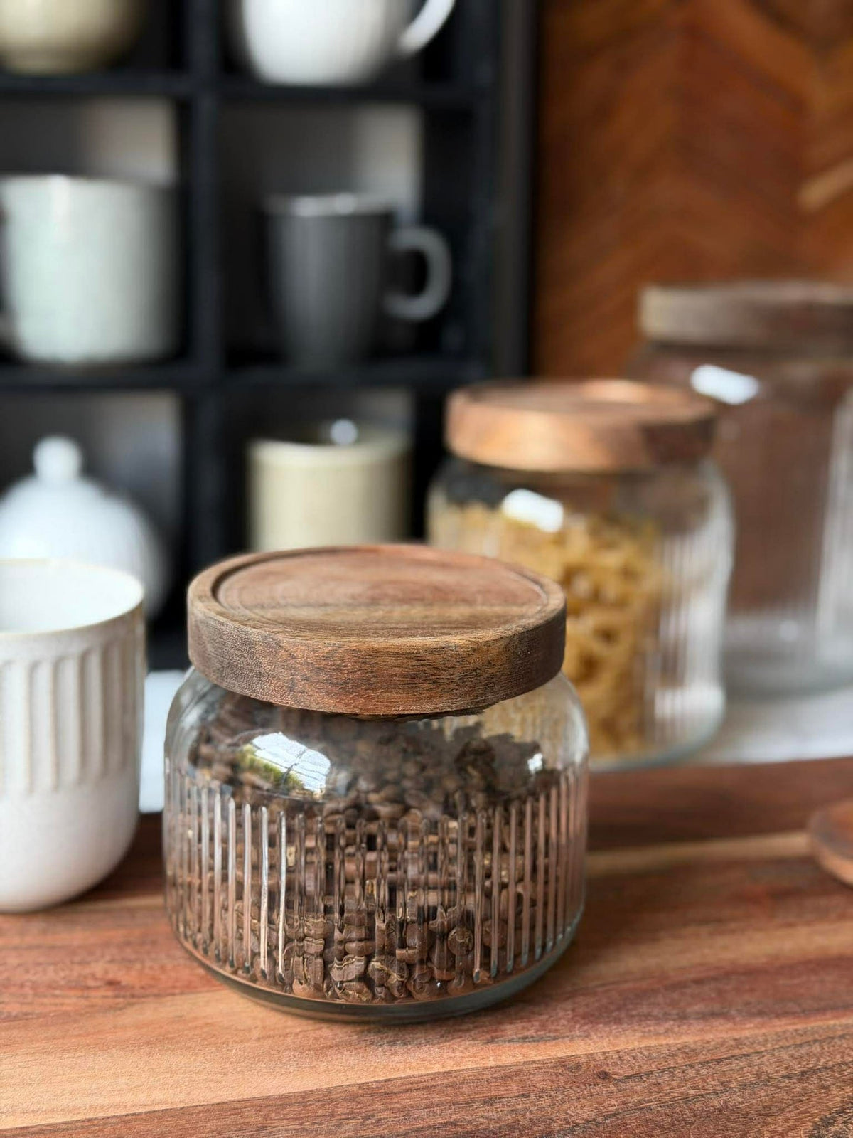 Bocal de rangement avec couvercle en acacia - Plusieurs tailles