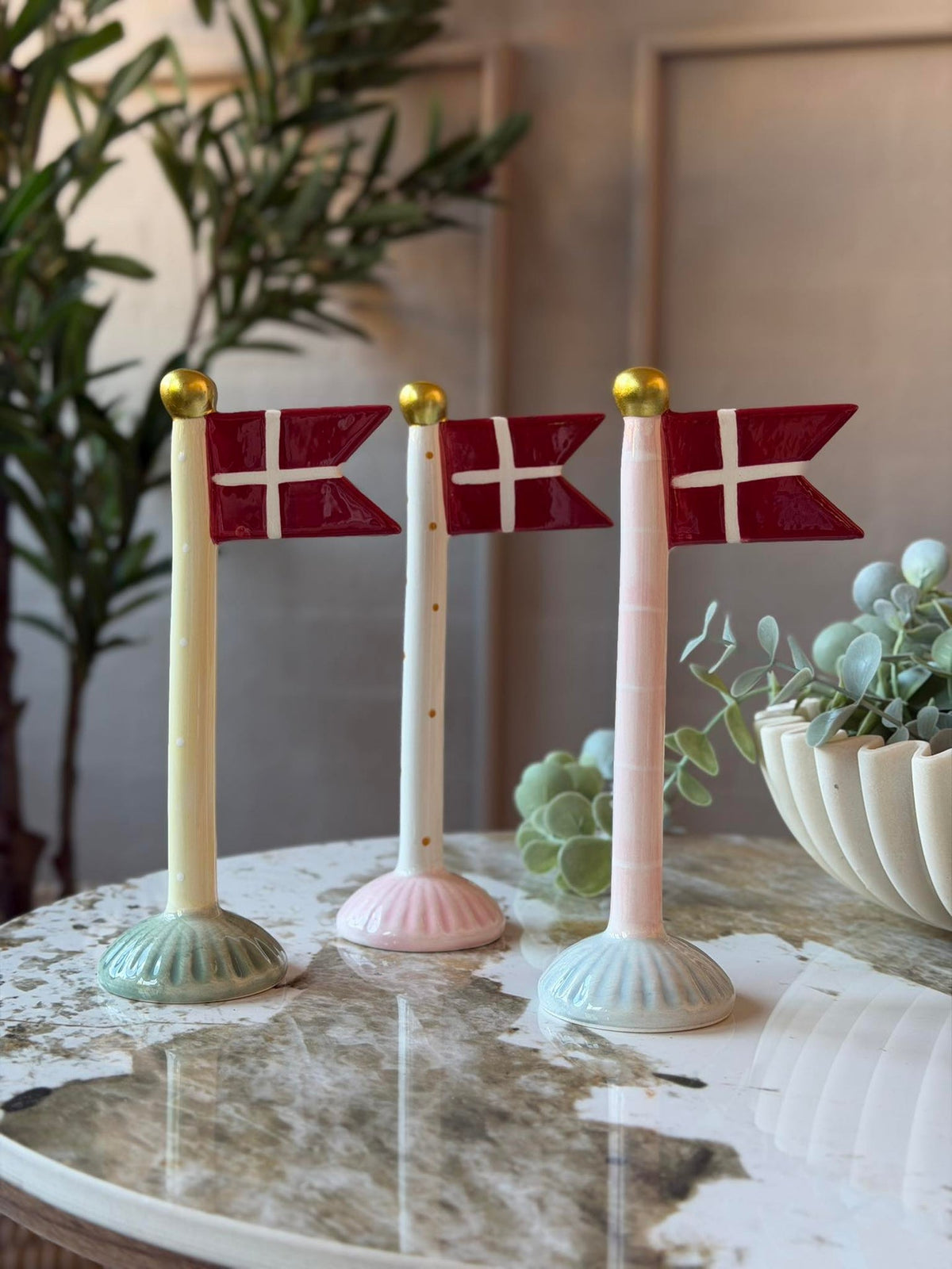 Drapeau en céramique – Mix H 19 cm