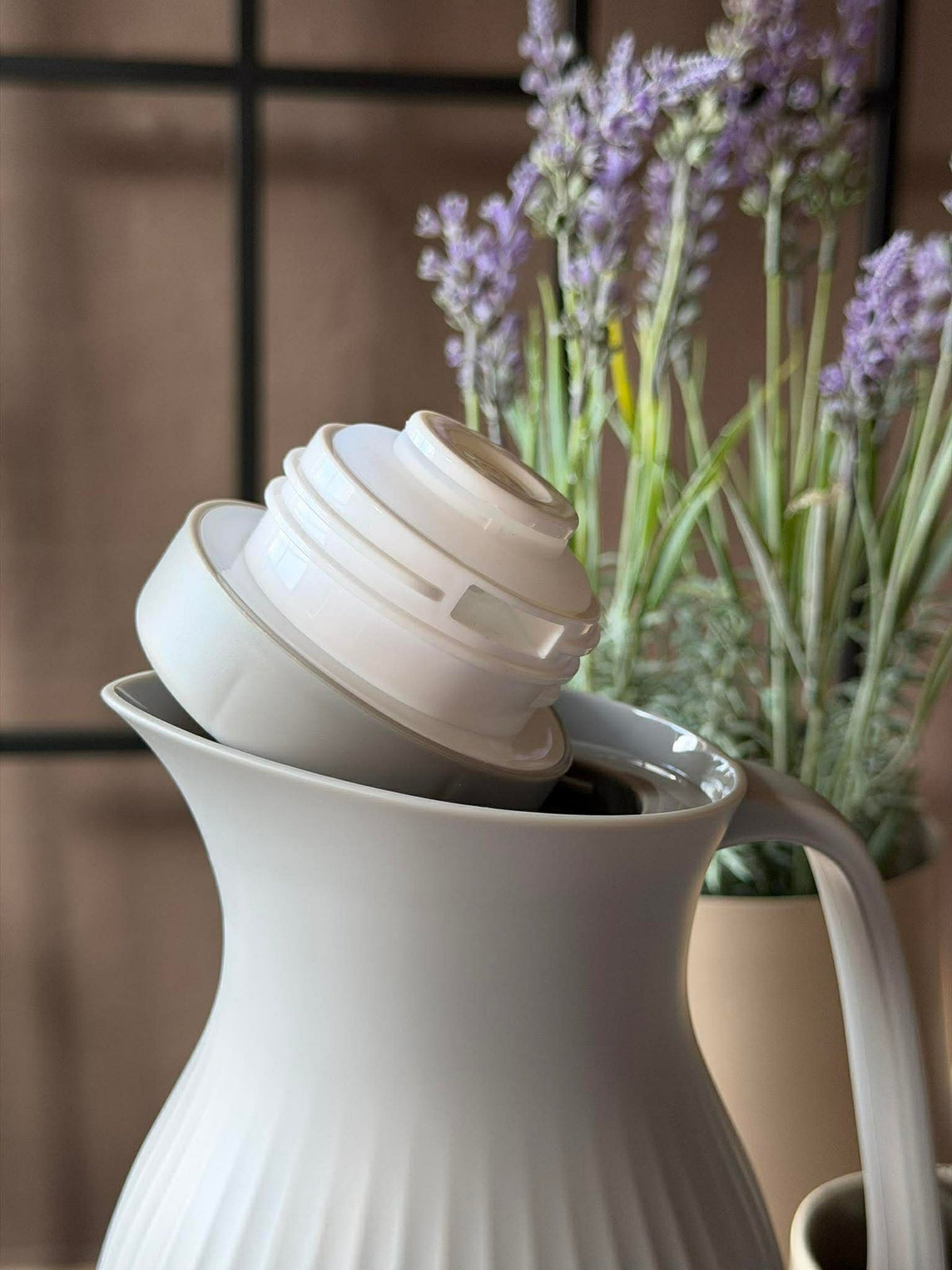 Carafe isotherme à rainures - Plusieurs couleurs