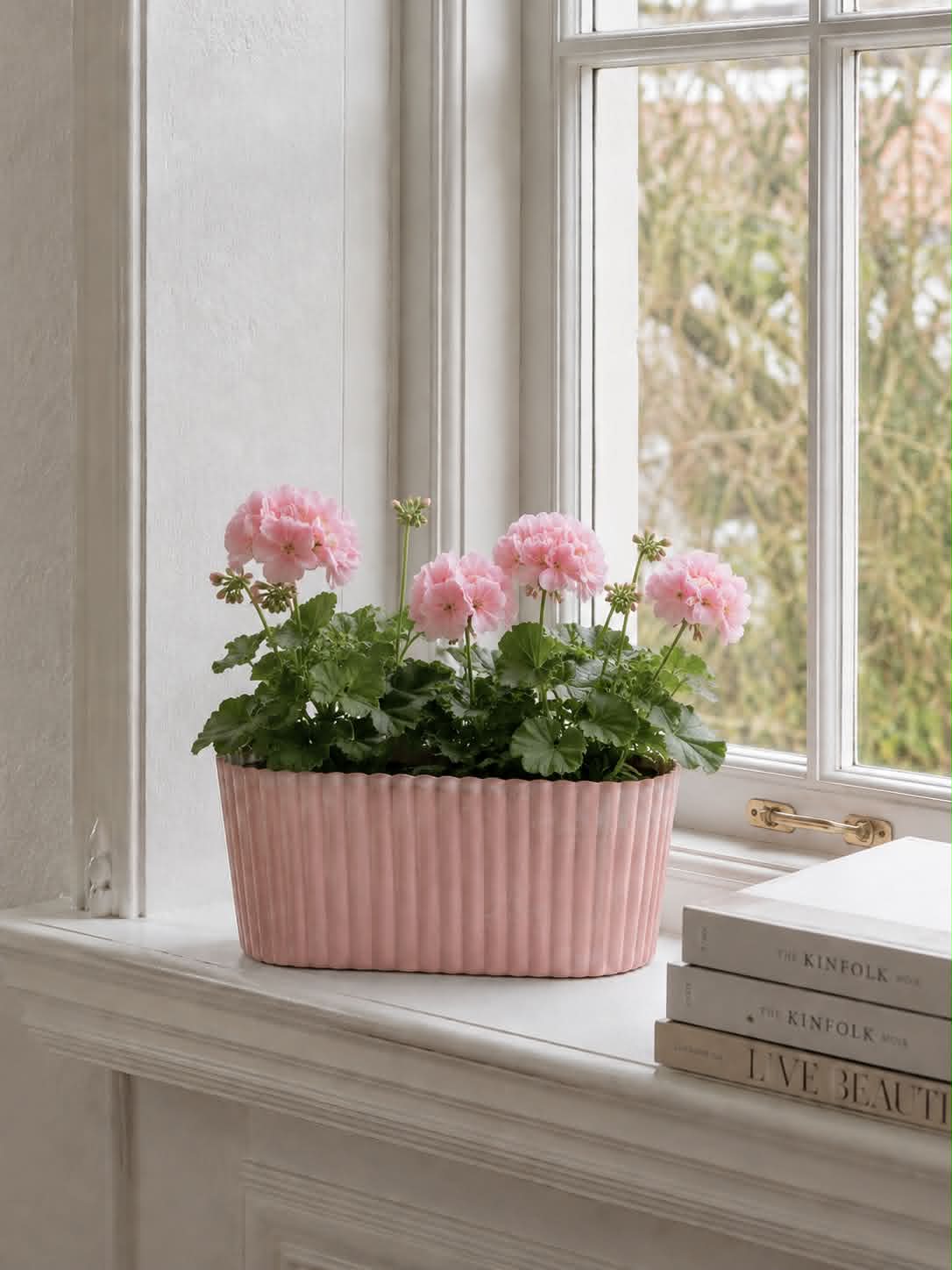Pot allongé effet béton - Rose