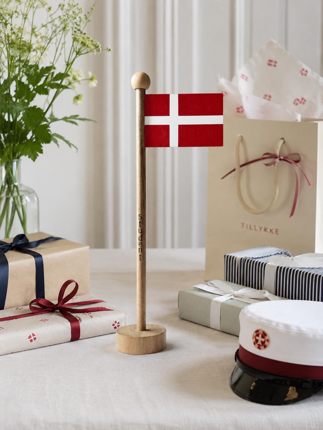 Drapeau Student en bois - Plusieurs tailles