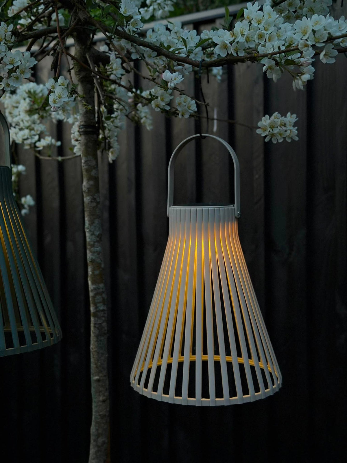 Lanterne Emily solar 24 cm - Plusieurs couleurs