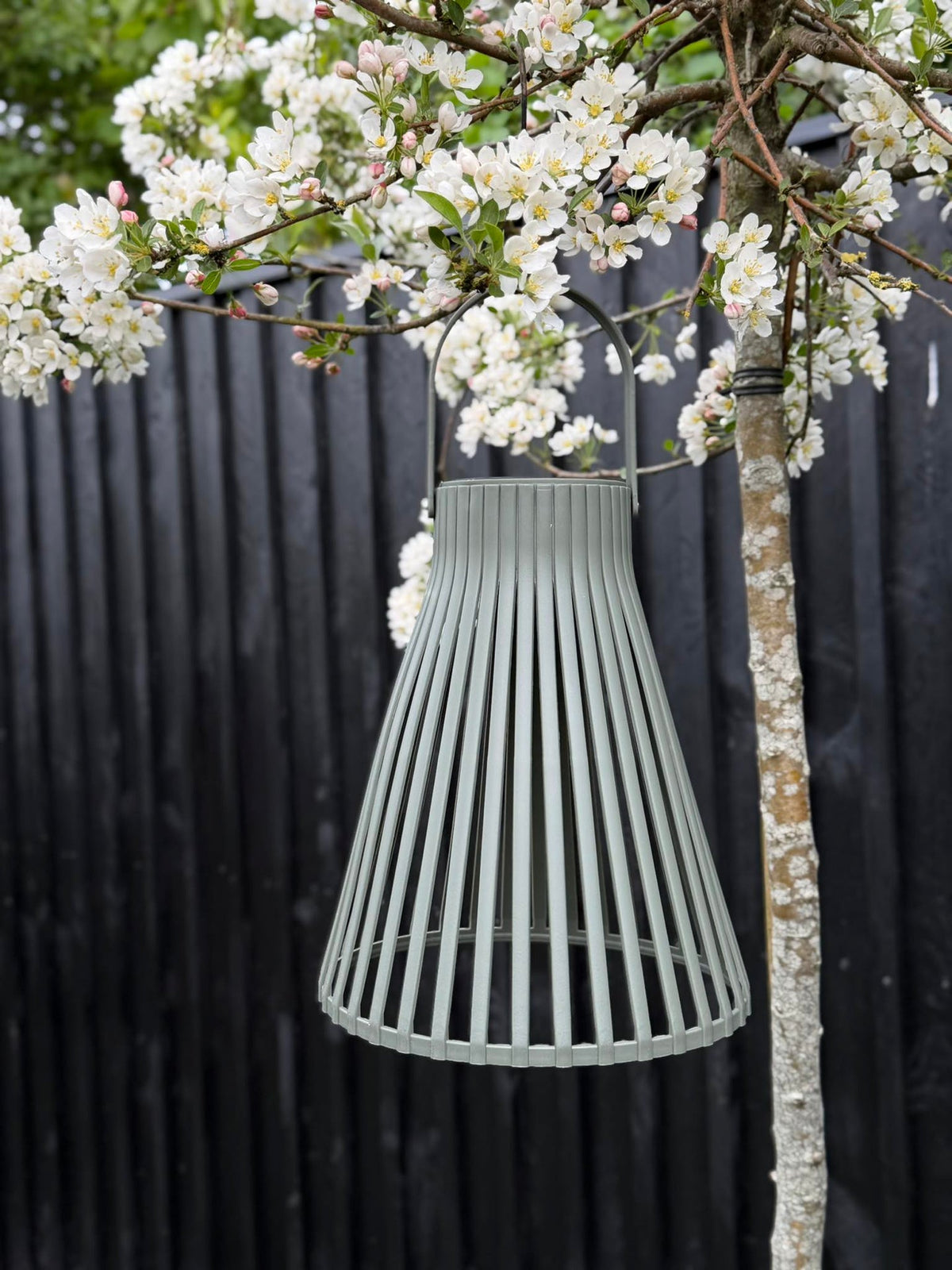 Lanterne Emily solar 24 cm - Plusieurs couleurs