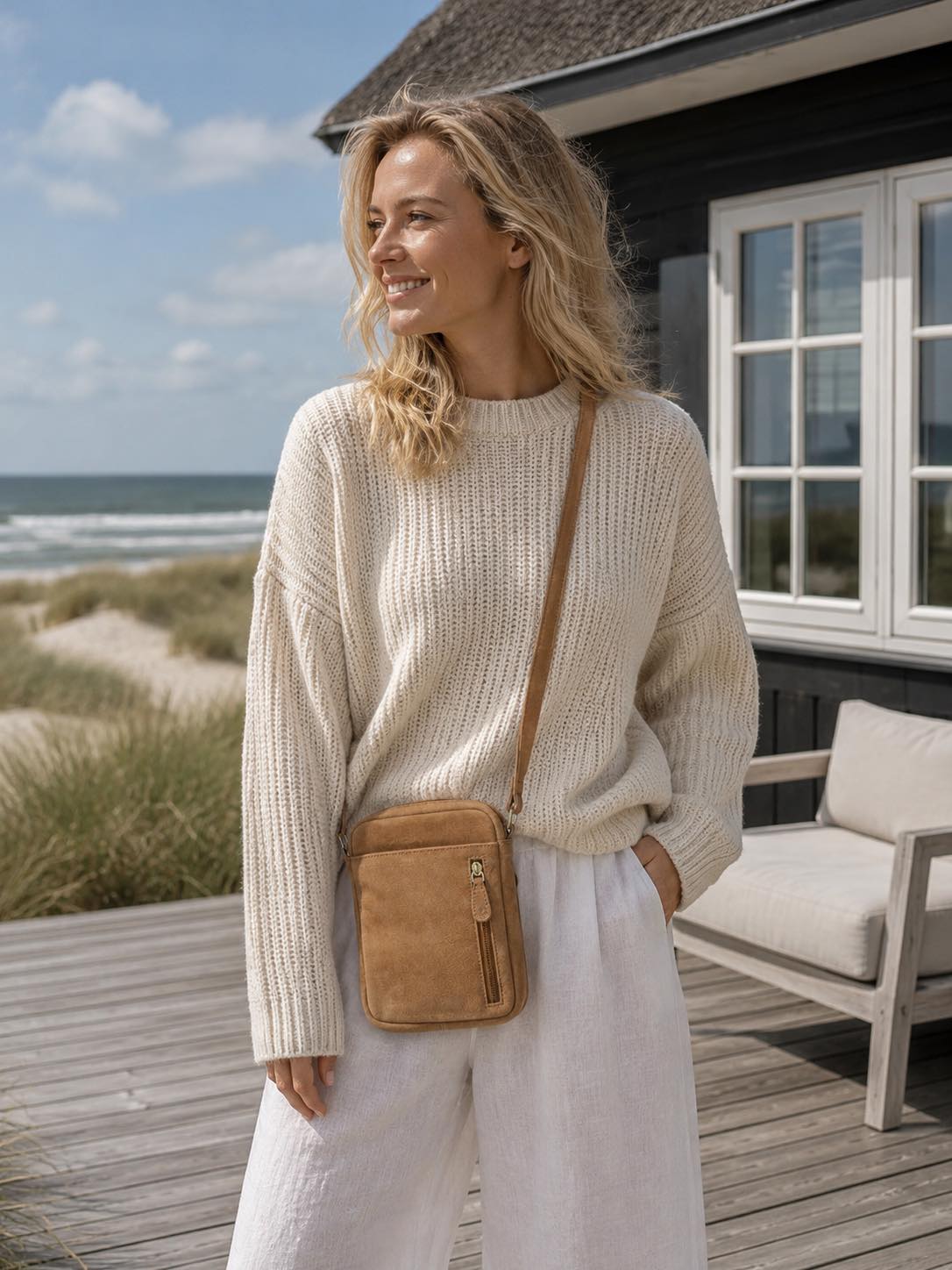 Pochette pour téléphone Daily – Suede beige