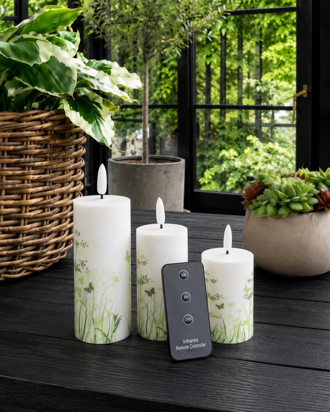 Bougies piliers d’extérieur Green Flower - Lot de 3