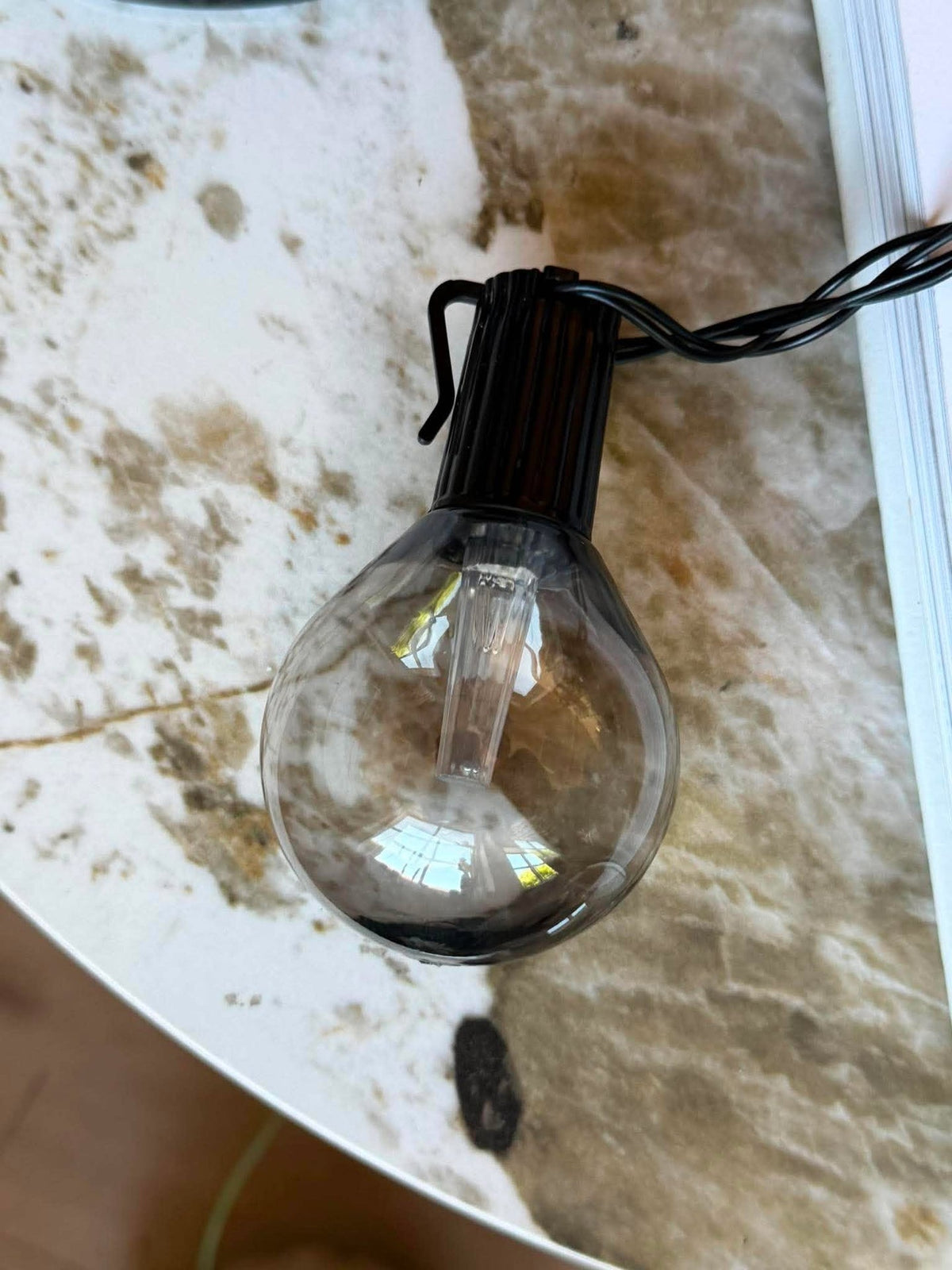 Guirlande lumineuse ELLA GREY à énergie solaire - 20 lumières