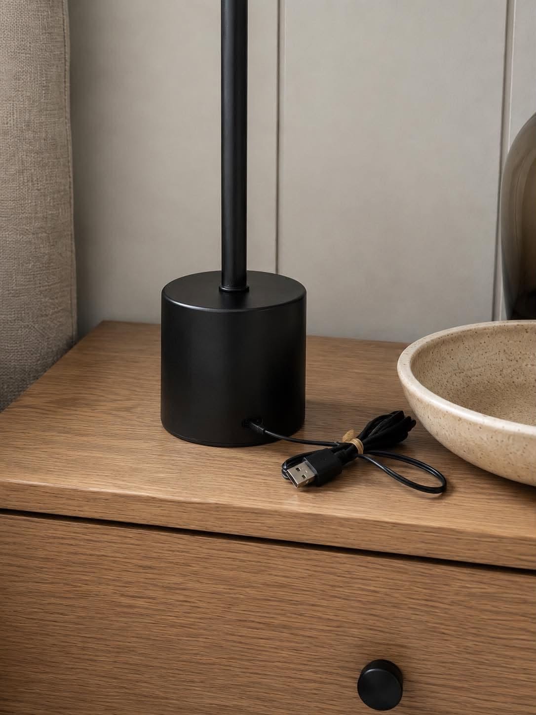Lampe de table LED BLACK - rechargeable avec fonction tactile
