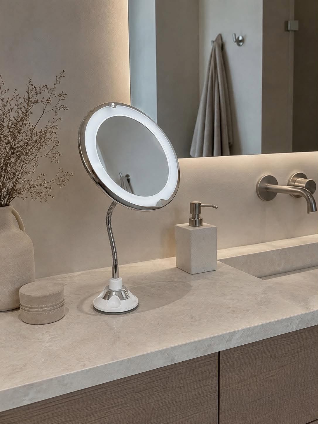 Miroir de maquillage avec éclairage