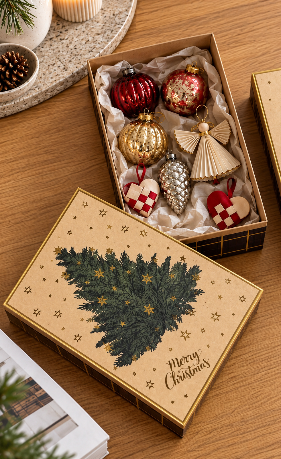 Boîte cadeau avec sapin de Noël – boîte cadeau en carton