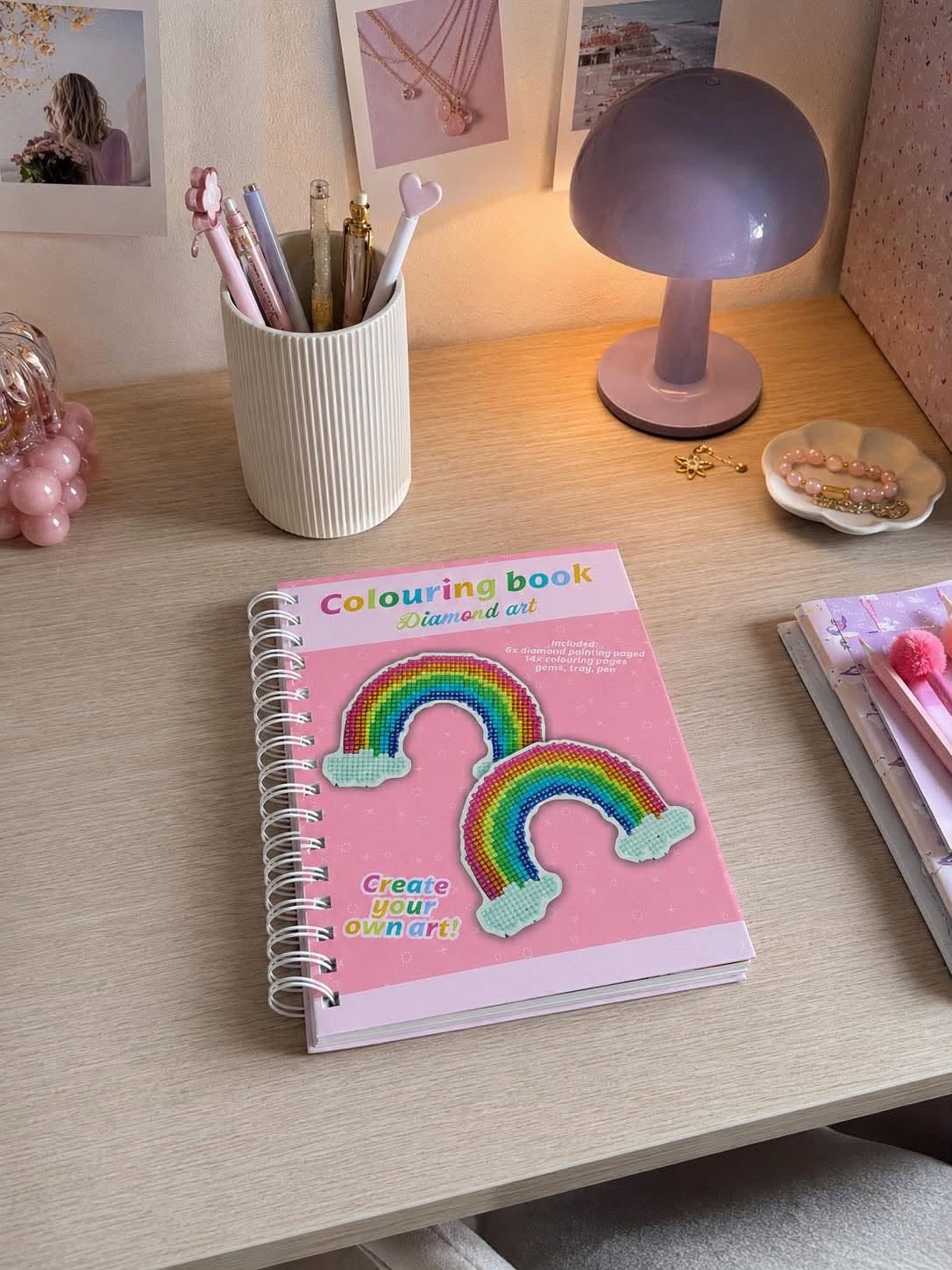 Livre avec décoration diamant