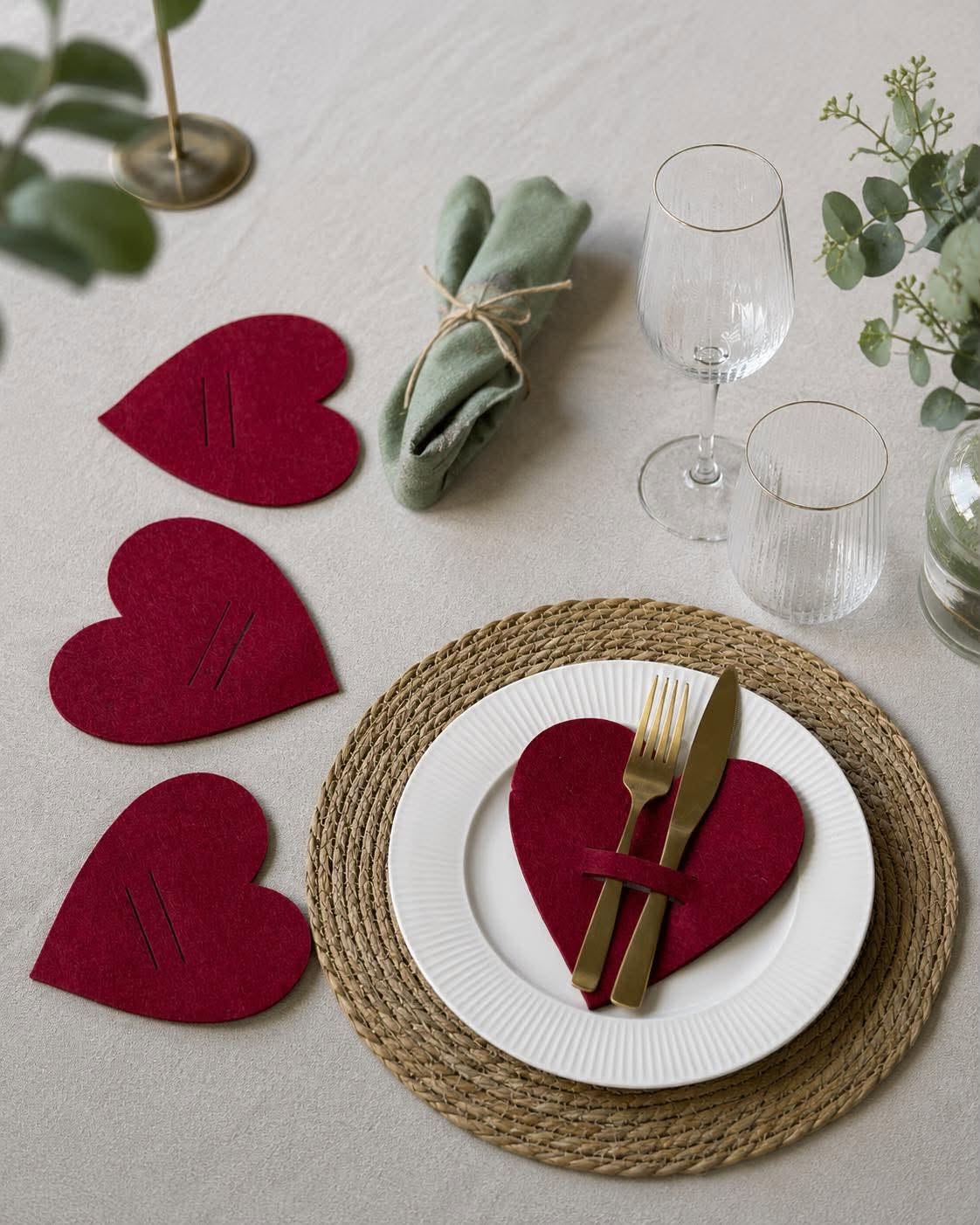 Cœurs de Noël pour la décoration de table - Rouge 4 pièces