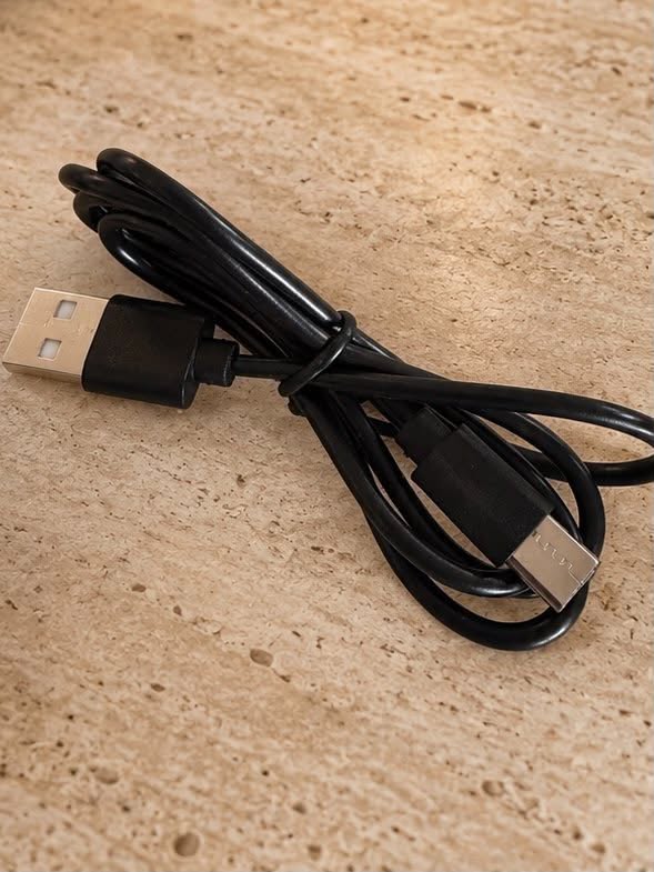 Mini lampe de table LED rechargeable – Gold